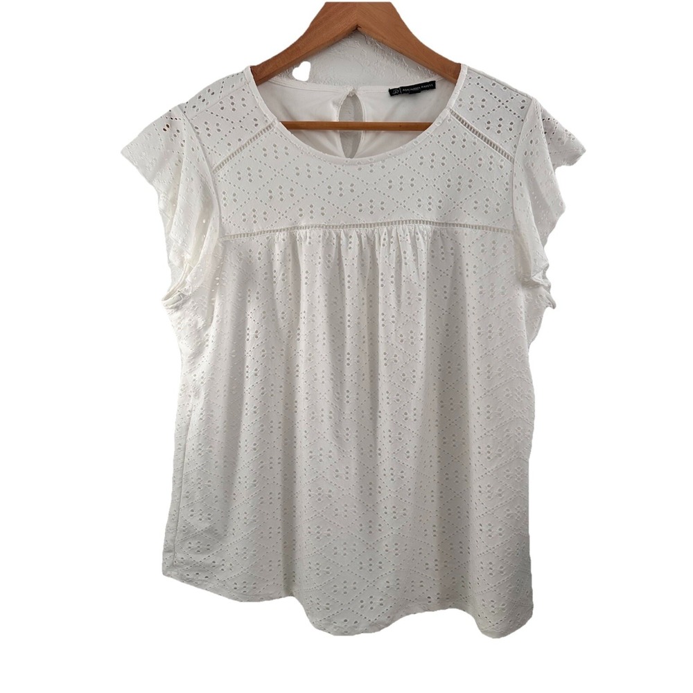 Adrianna Papell Cottagecore Eyelett Blouse White Geometric Lace Cap‎ Sleeve Sz L